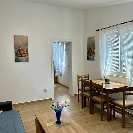 Magdalena Apartament *