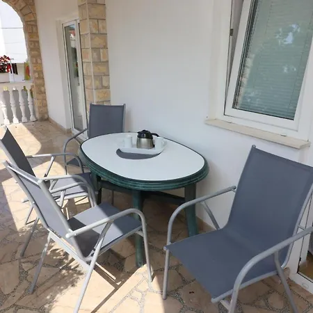 Magdalena Apartament *